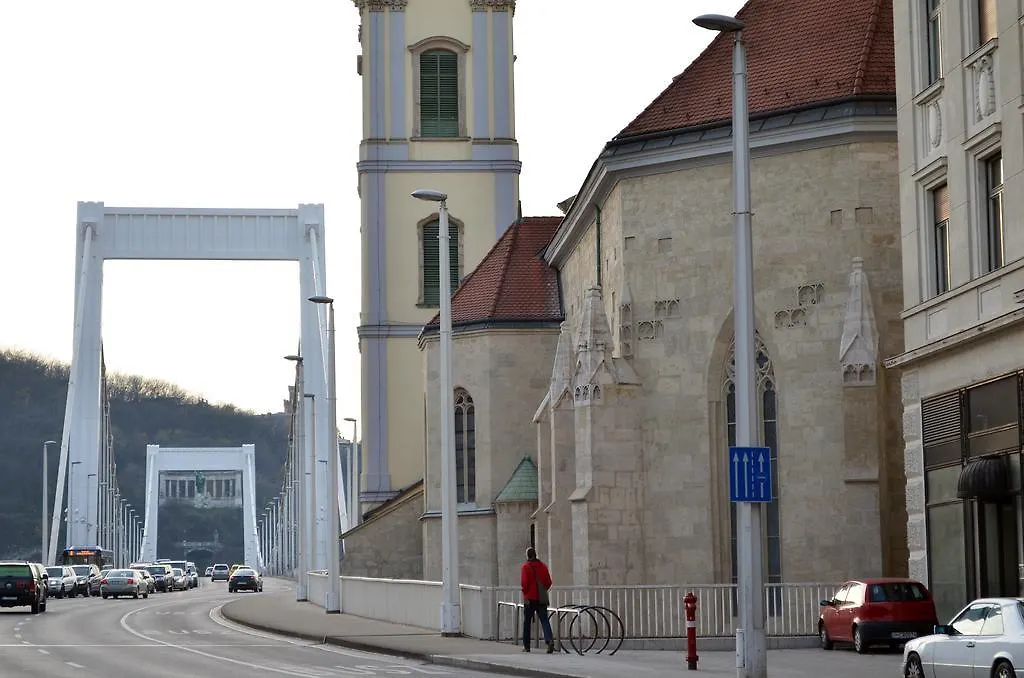 Budapest Central Apartments - Veres Palne 0*,