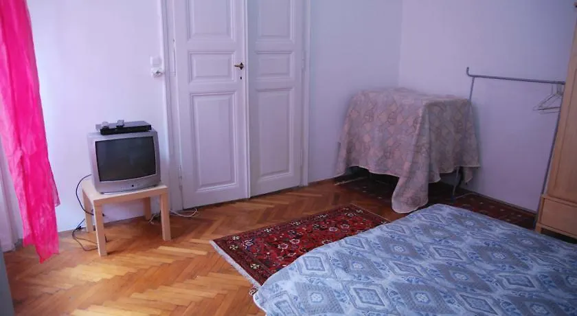 Budapest Central Apartments - Veres Palne