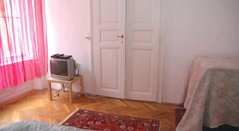 Budapest Central Apartments - Veres Palne