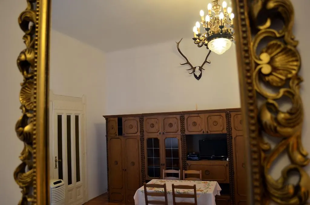 Budapest Central Apartments - Veres Palne