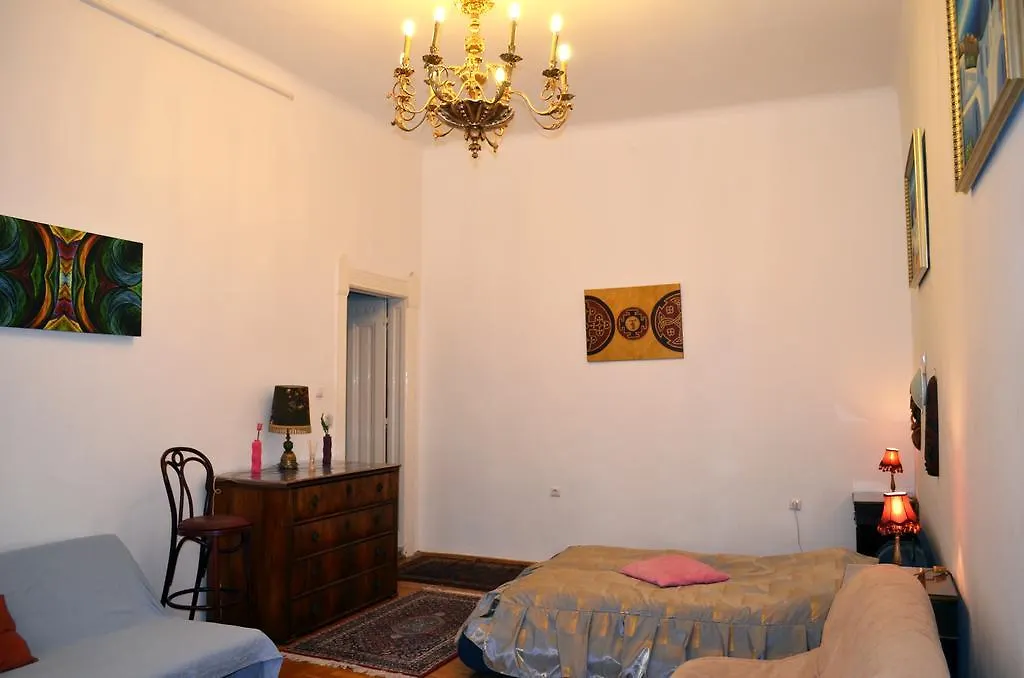 Budapest Central Apartments - Veres Palne 0*,
